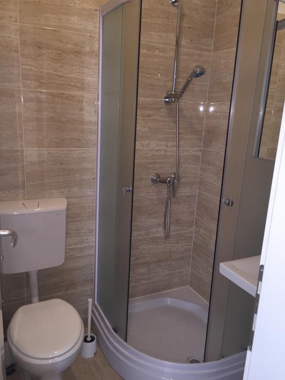 Apartment Brno Pula Bagian luar foto