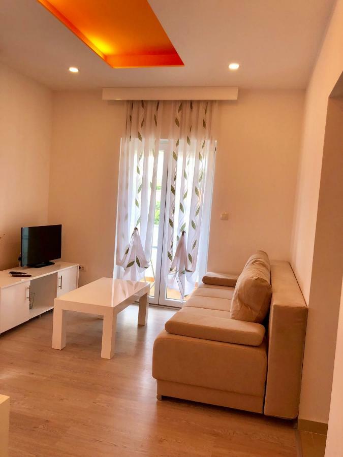 Apartment Brno Pula Bagian luar foto